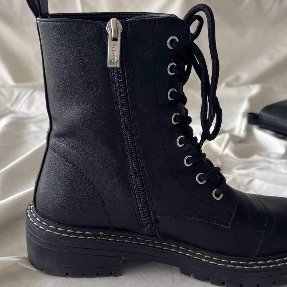 Vepose Black Combat Boots with Side Zipper - Picture 10 of 11